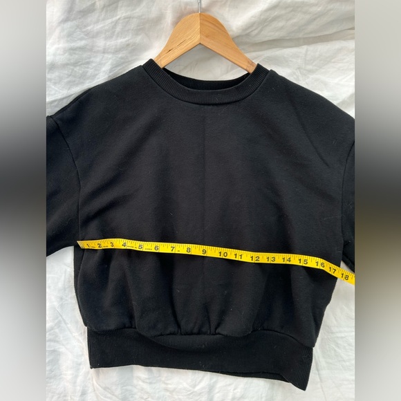 Cropped Wild Fable Sweatshirt - Size M - Picture 3 of 3